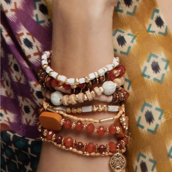 Bohemian Multi-Layered Beaded Bracelet Set - Picture 3 of 4